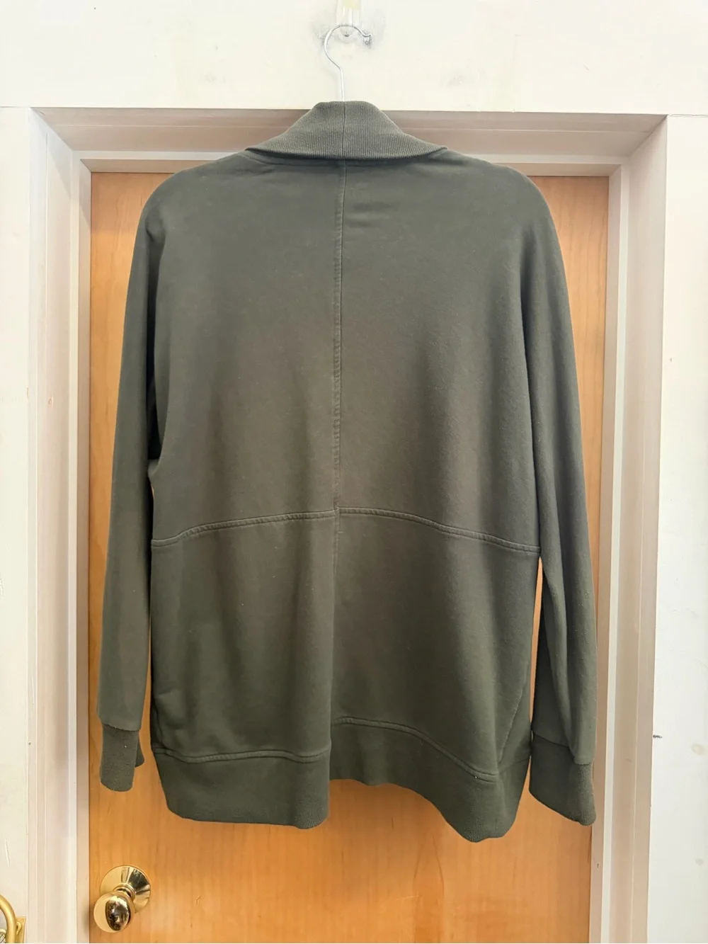 Banana Republic conditions preowned